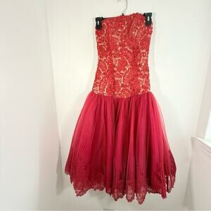 Flirt Maggie Sottero Red Lace Pleated Tulle Drop Waist Formal Prom Dress Small